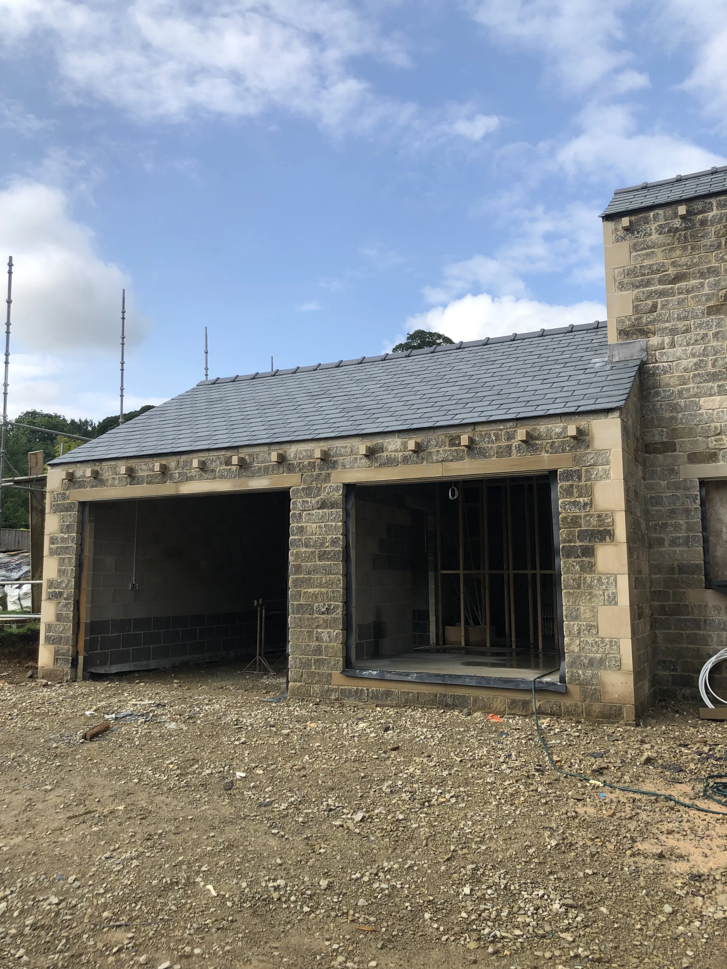 new build double garage .jpg