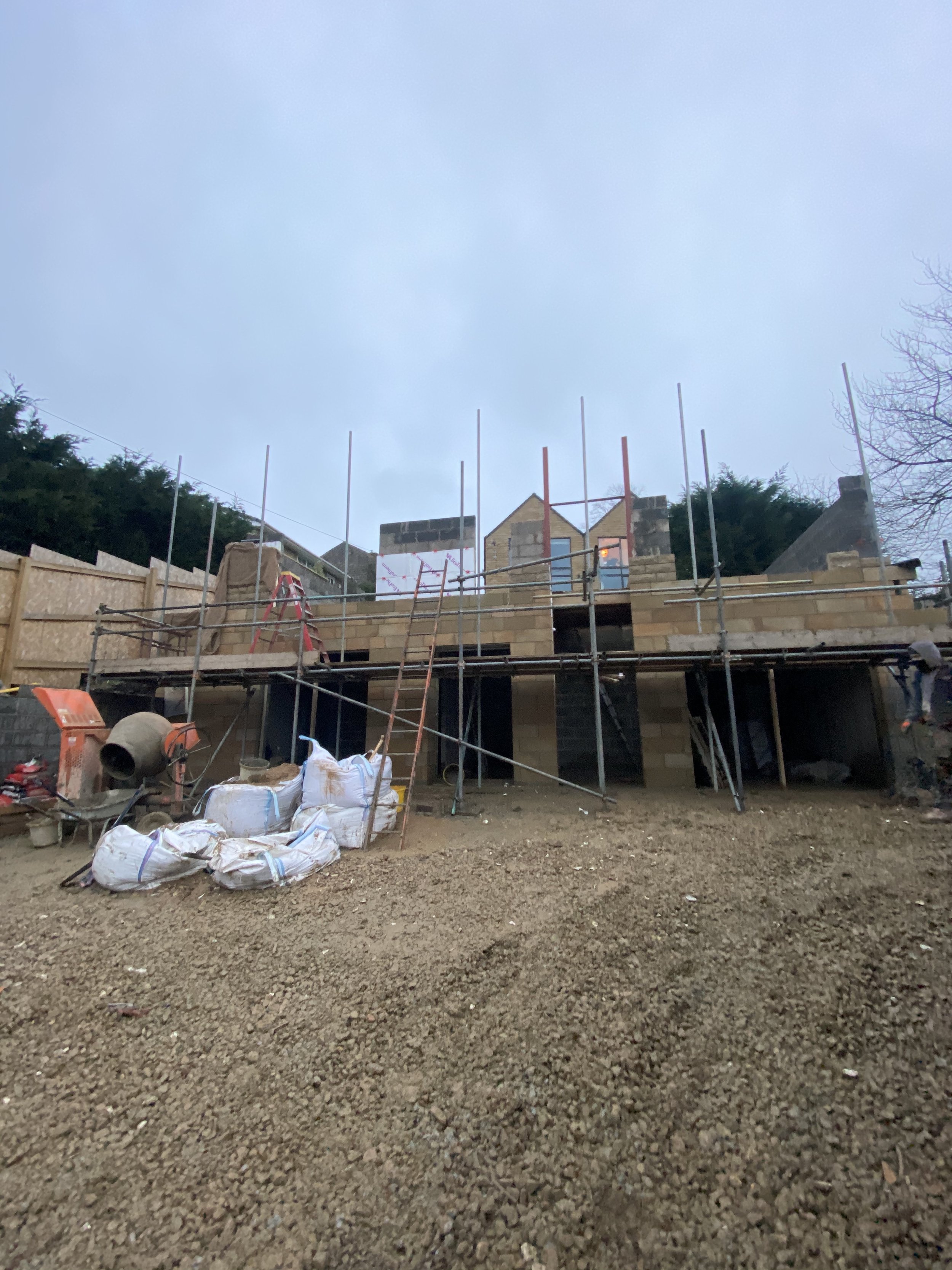 mirfield construction site new build 5 bedroom house .jpg