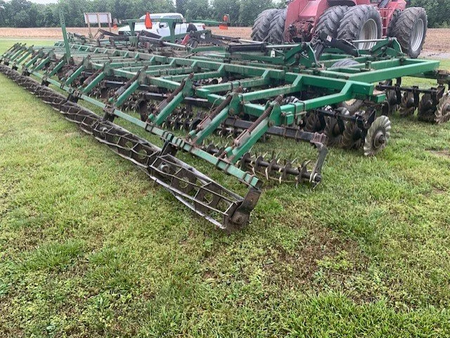 GREAT PLAINS 40 FT C.jpg