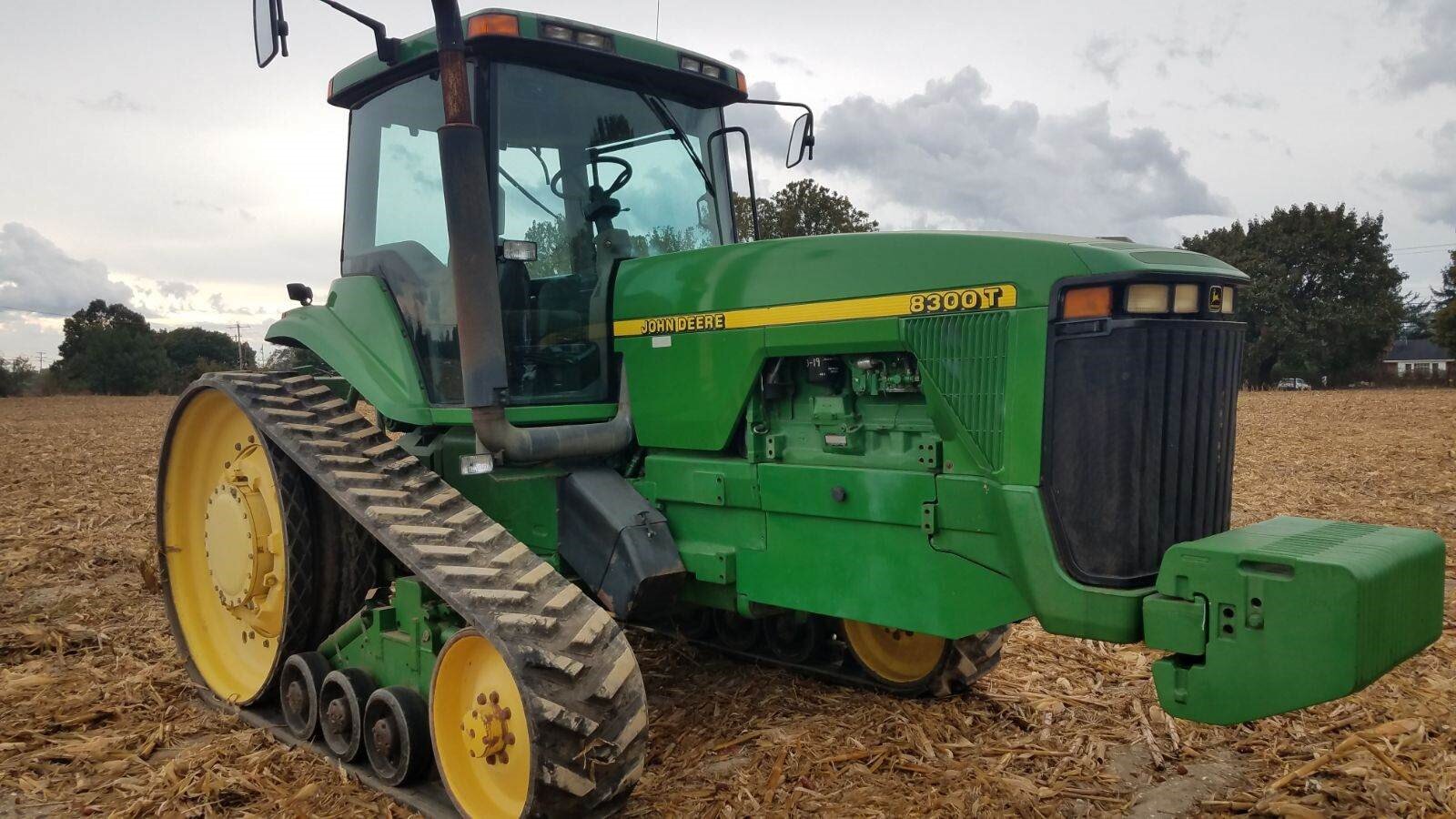 John Deere 8300T.jpg