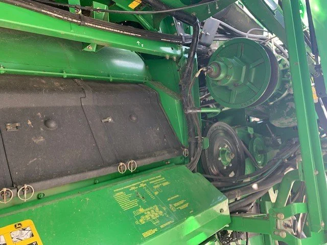 JOHN DEERE 9760 R.jpg