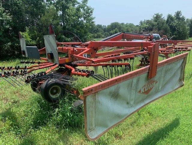 KUHN GA 6623 D.jpg