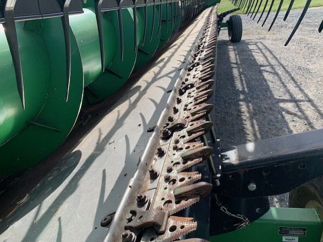 JOHN DEERE 635 FLEX C.jpg