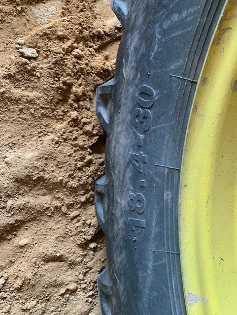 2011 JOHNDEERE5085M j.jpg