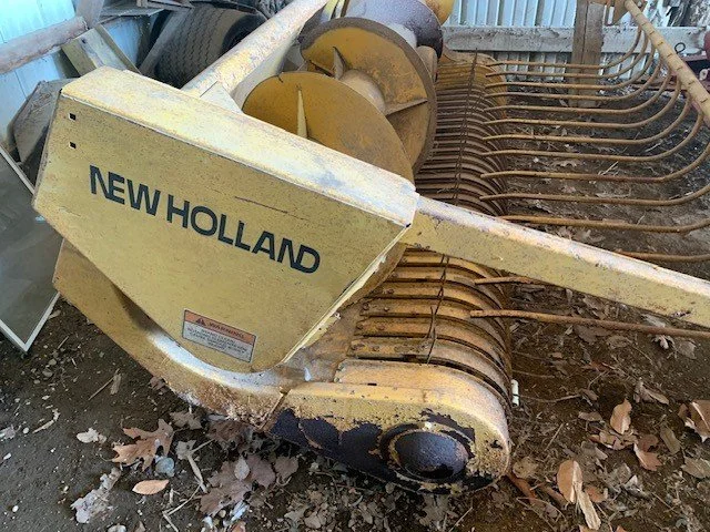 NEW HOLLAND 900 G.jpg