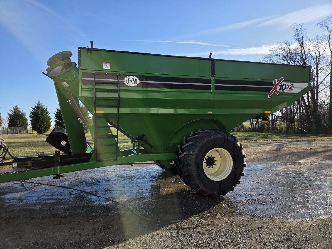 2019 J&M GRAIN CART D.JPG