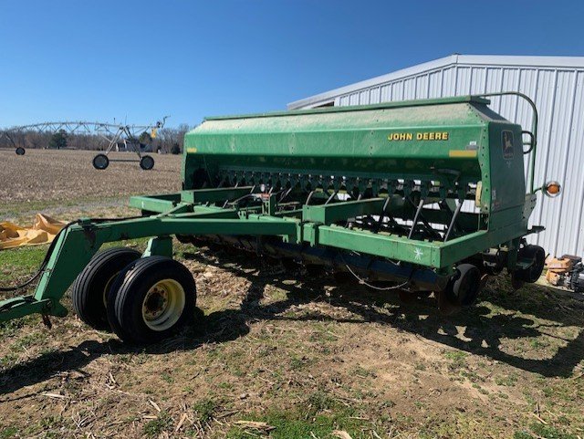 JOHNDEERE 1560 B.jpg