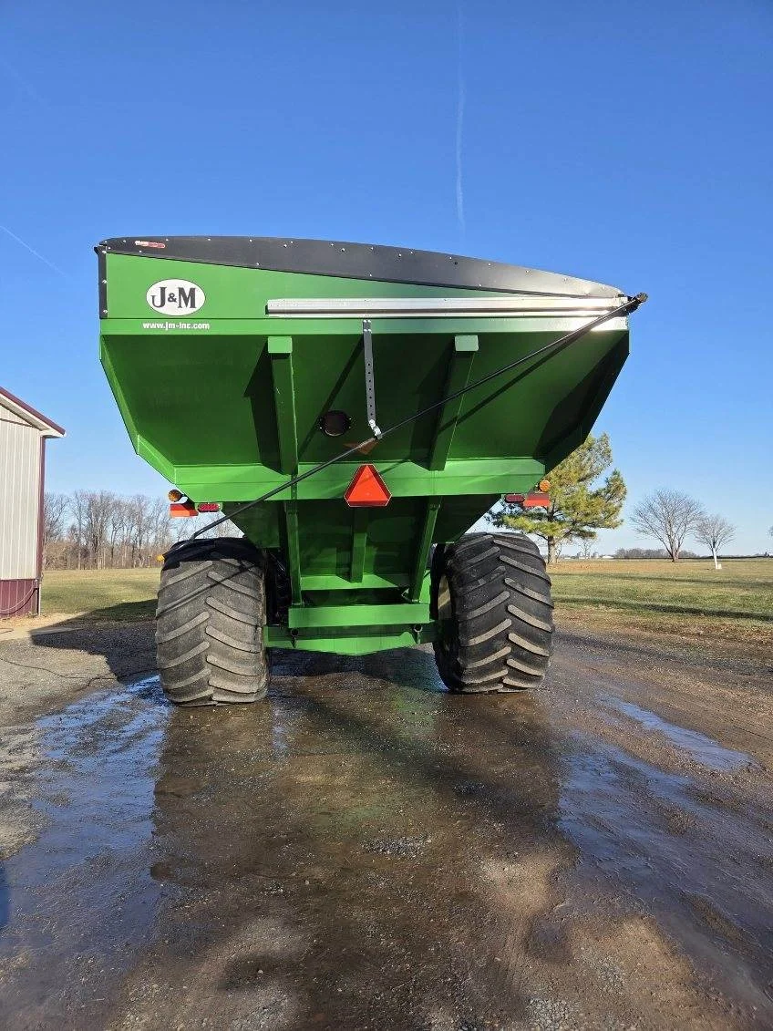 2019 J&M GRAIN CART C.JPG