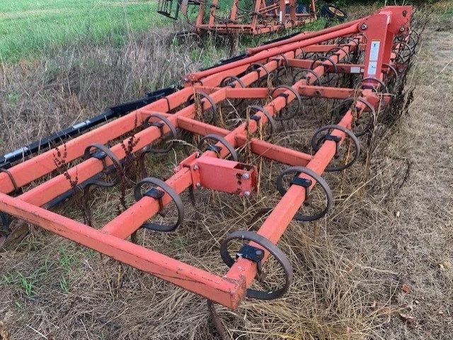 UNVERFERTH 15FT B.jpg