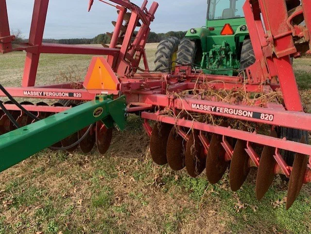 MASEY FERGUSON 820 DISK A.jpg