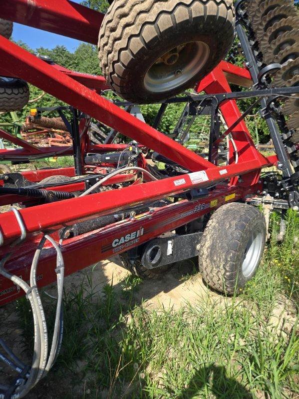 CASEIH 335B G.jpg