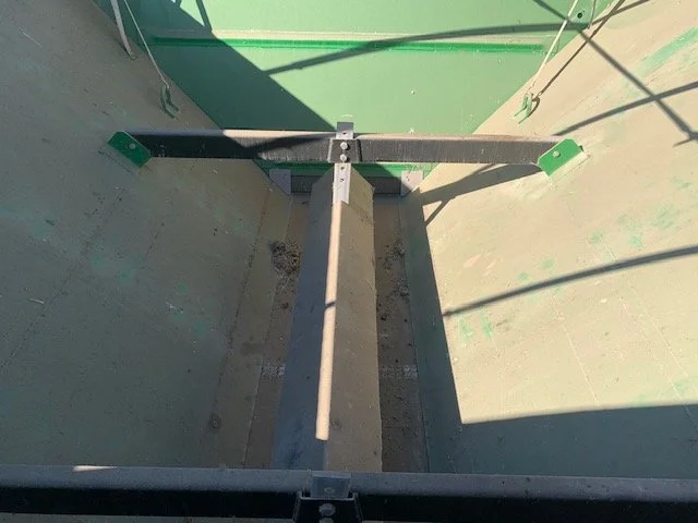 LEADER DRY BOX I.jpg