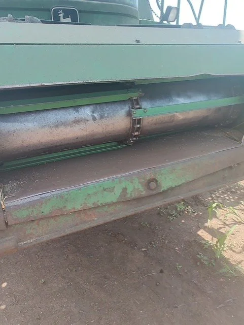 JOHN DEERE 9500 COMBINE 9.jpg