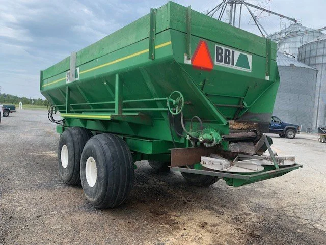 BBI 20' LITTER SPREADER e.jpg
