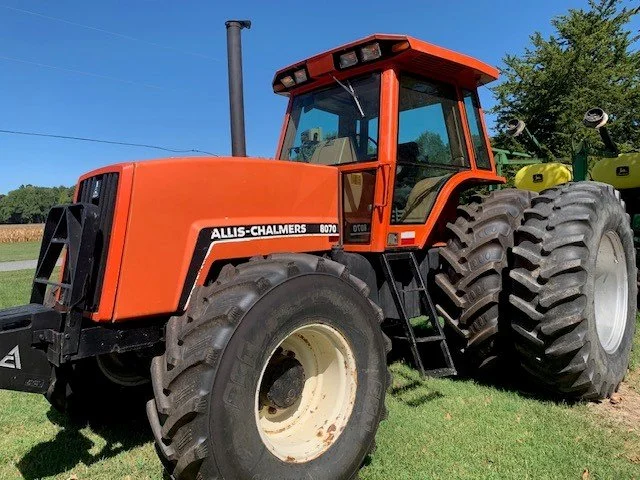 1985 ALLIS CHALMER A.jpg