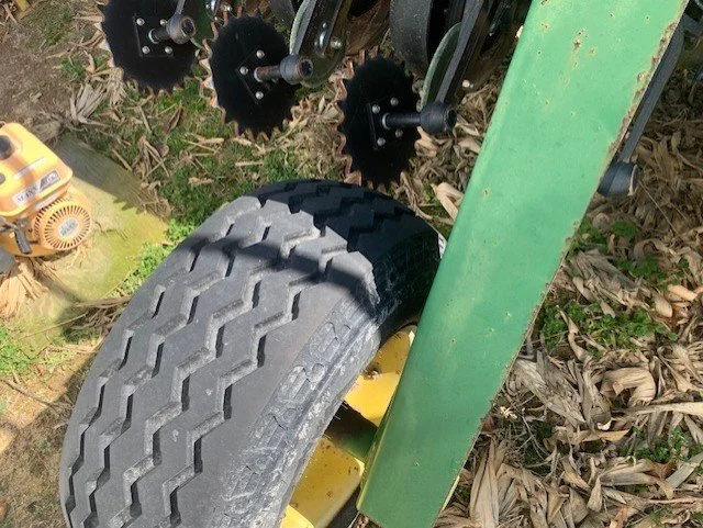 JOHNDEERE 1560 J.jpg