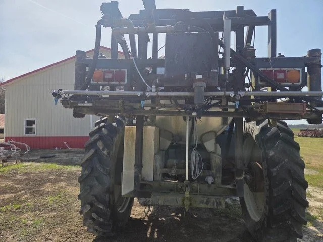 B1997 CAT SPRAYER A.jpg
