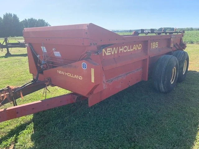 NEW HOLLAND 195 MANURE B.jpg