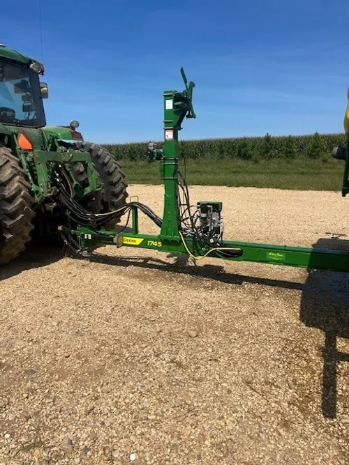 JOHN DEERE 1745 K.jpg