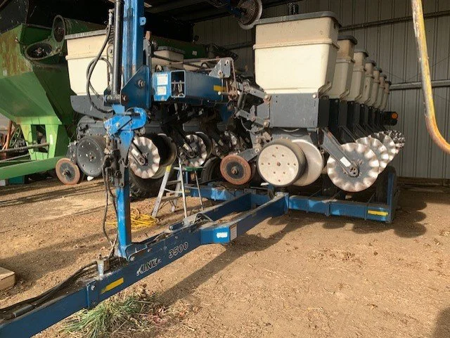 KINZE 3500 A.jpg