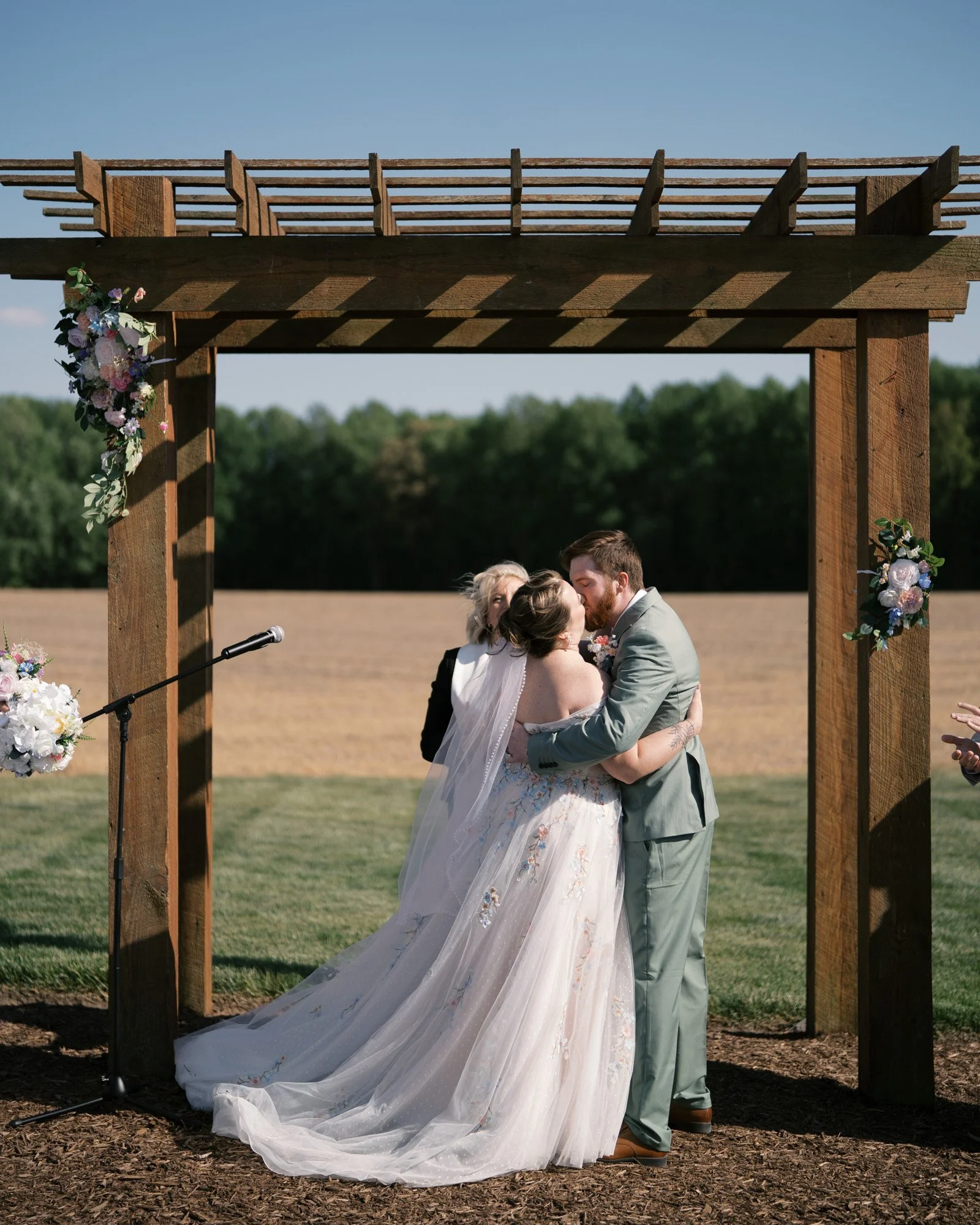 HoneyBeeWeddingPhotographer (28 of 99).jpg