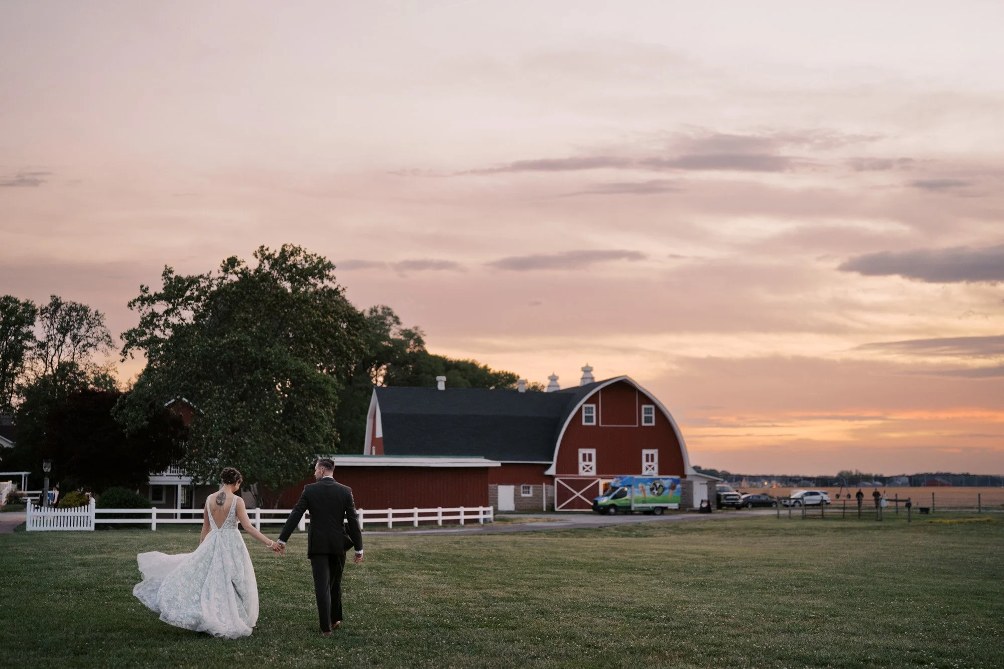 Hopkins Heartland Wedding (124 of 148).jpg