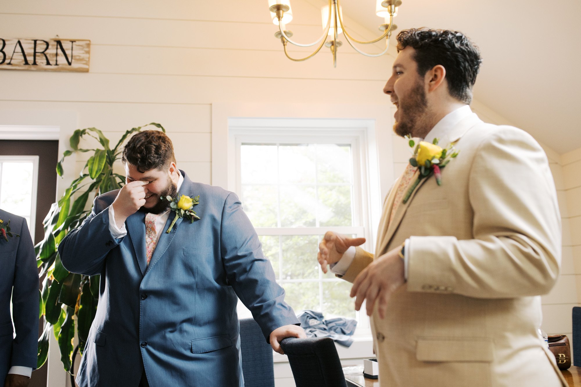 HopkinsHeartlandWedding (15 of 108).jpg