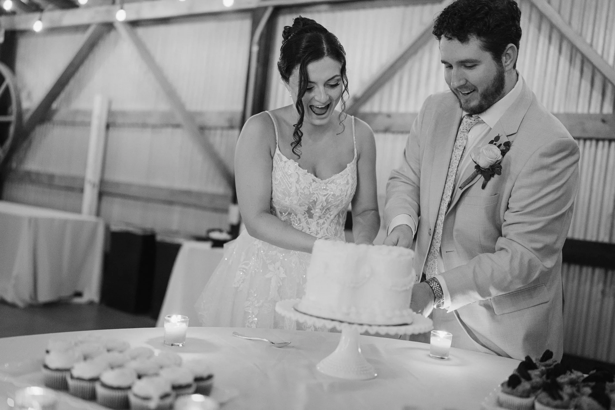 HopkinsHeartlandWedding (75 of 108).jpg