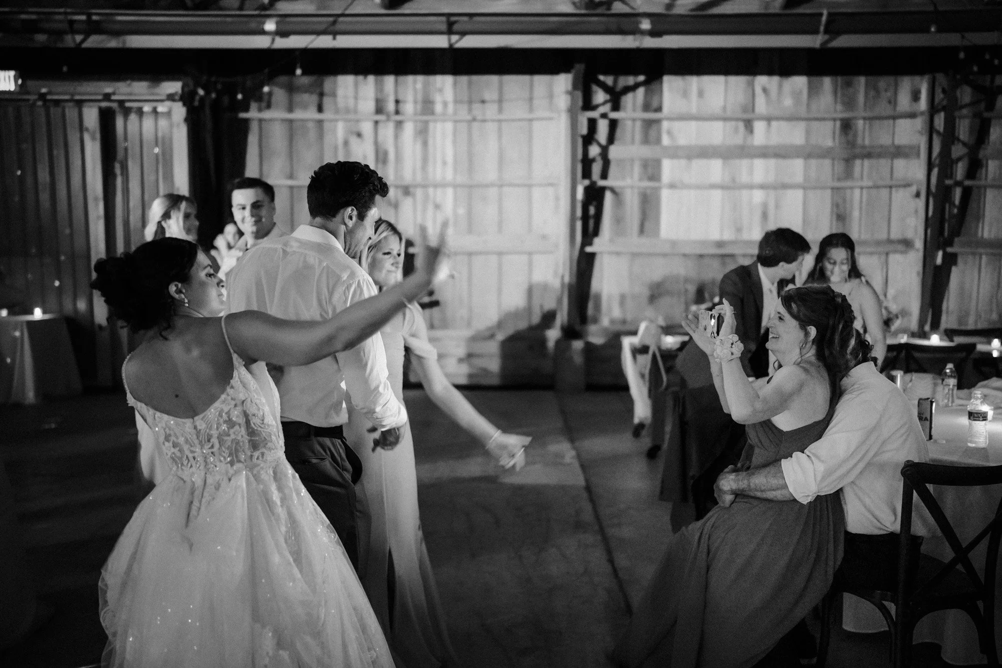HopkinsHeartlandWedding (103 of 108).jpg