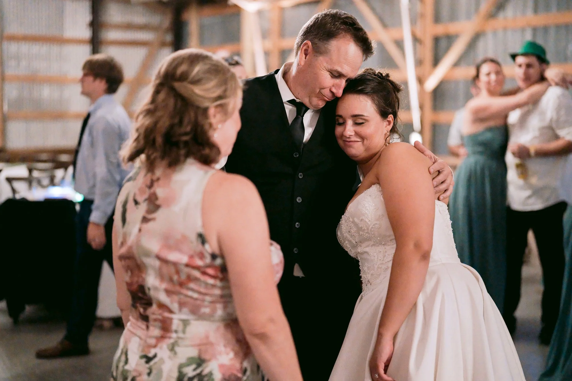 HopkinsHeartlandWedding (127 of 128).jpg