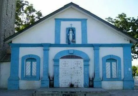 Light shines in the darkness