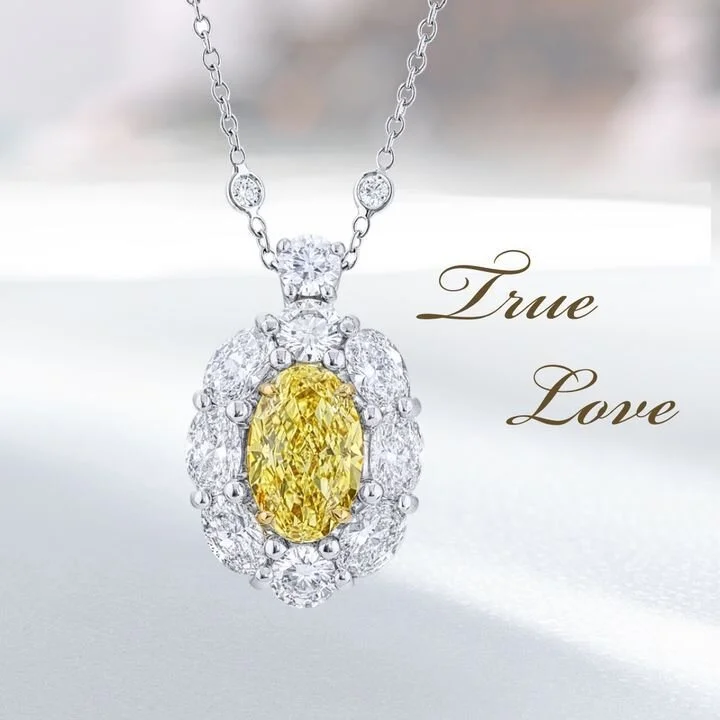 Fancy yellow diamonds will be true love at first wear! Once you have a JB Star pendant, you won&rsquo;t be able to live without it!
.
.
.
.
.
.
.
#jbstar #jewelsbystar #instajewelry #jewelrydesigner #diamonds #luxury #diamondroyality #diamondsareagir