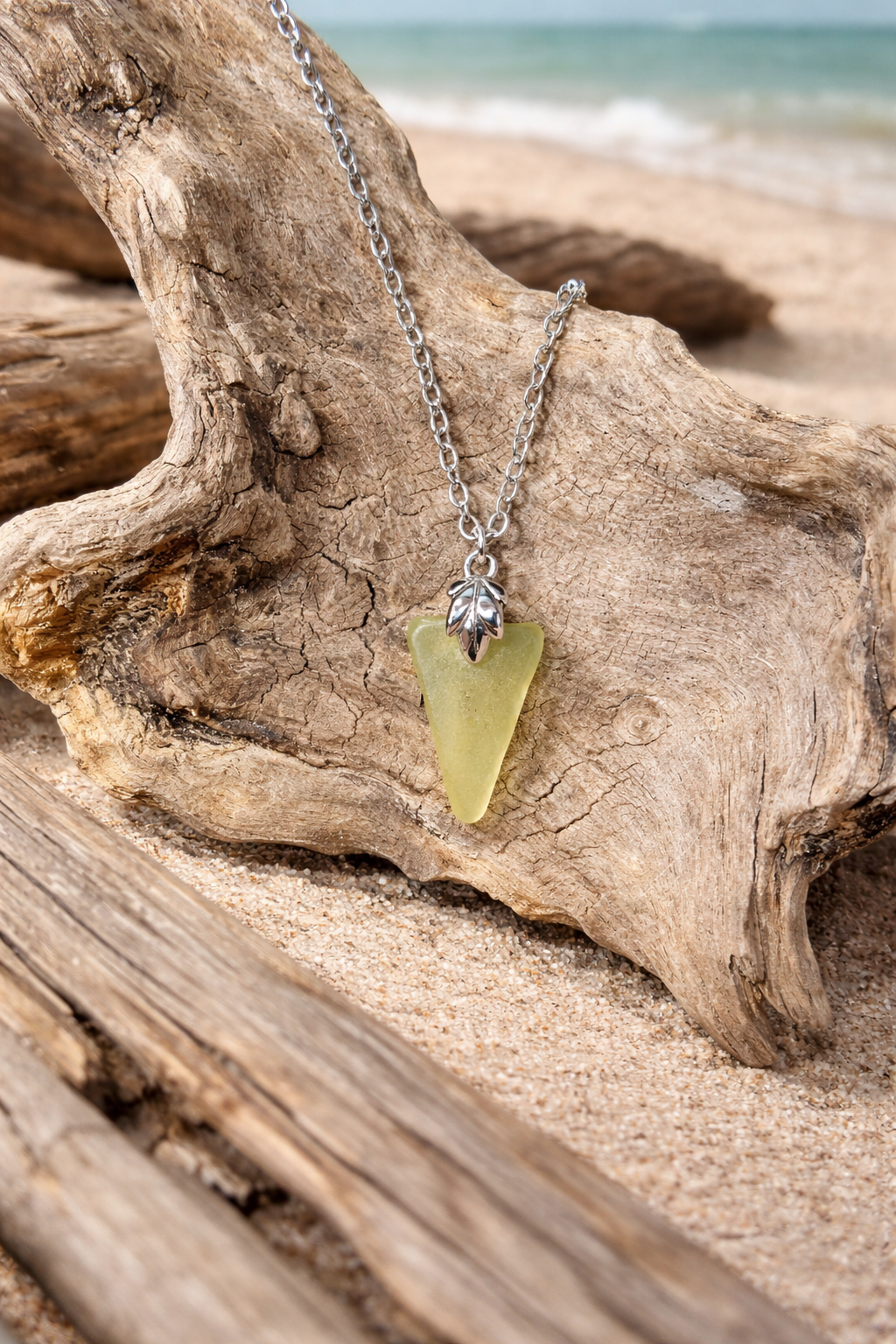 Yellow on driftwood4.png