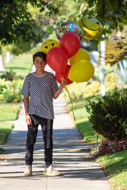 WEB PICS- H-BIRTHDAY EMOJI LATEX AND 2 FOIL BOUQUET 1.jpg