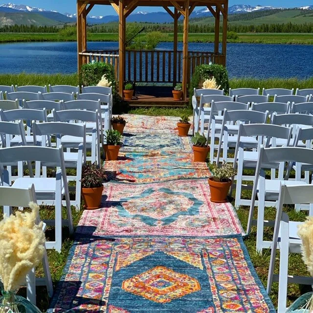 Crestview Ranch - Aisle .JPG