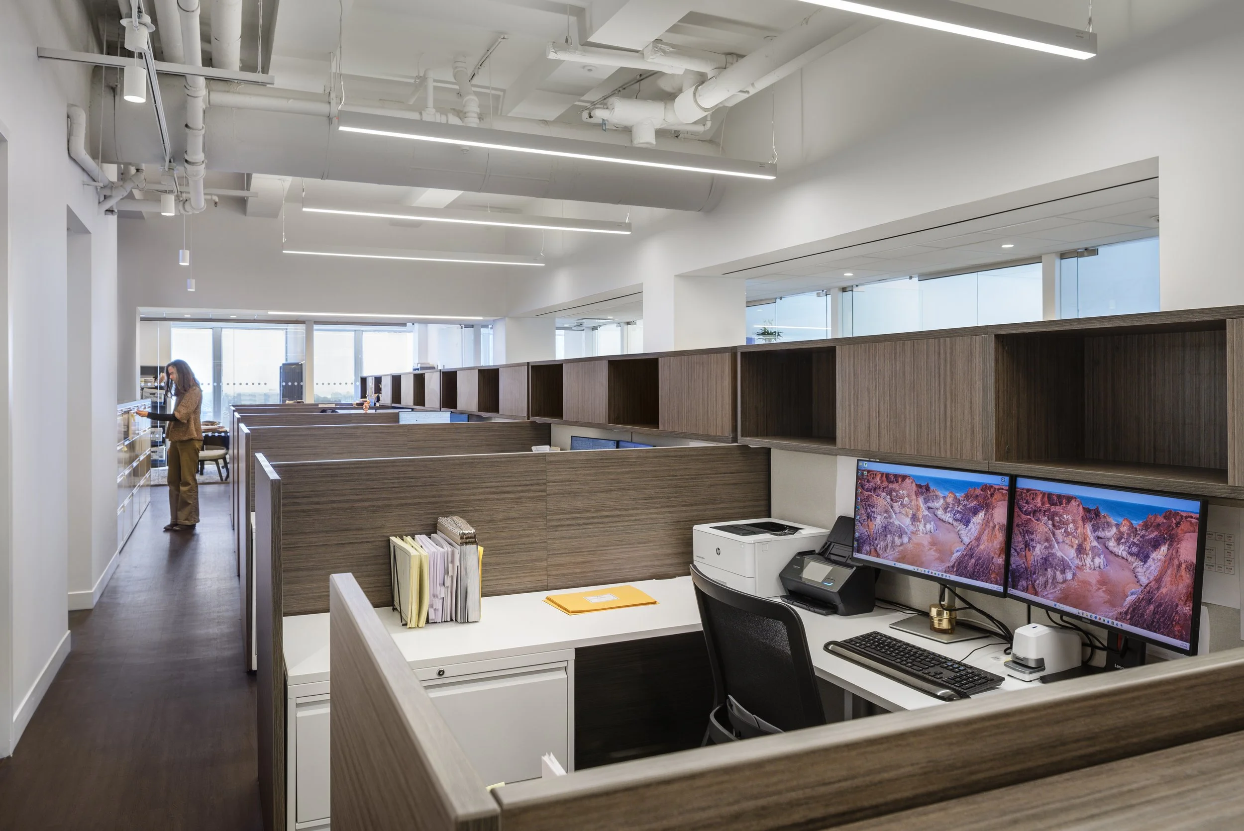 Cubicle.jpg