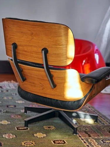 Eames Lounge Chair and Ottoman 2nd Edition Model 670 and 671 — The