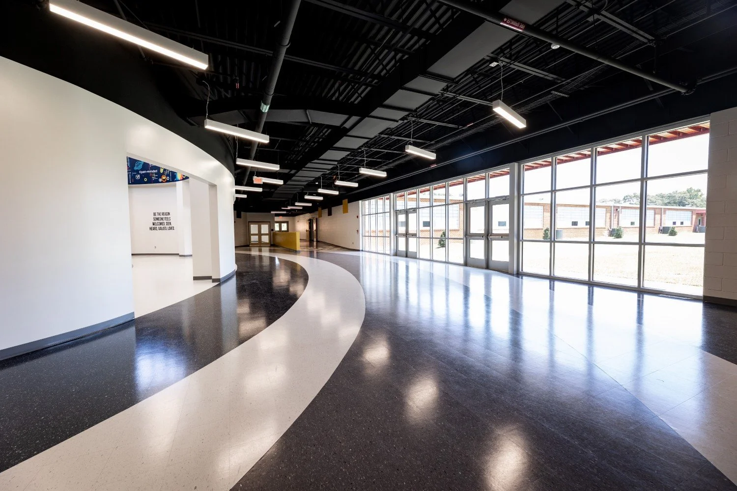 CZ4A3752 (Custom).jpg