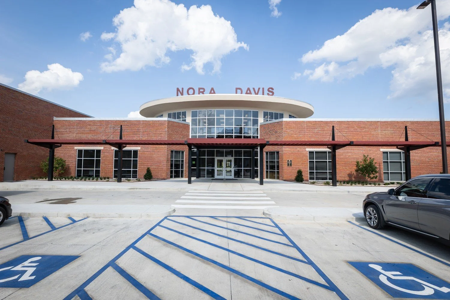 CZ4A3936 (Custom).jpg