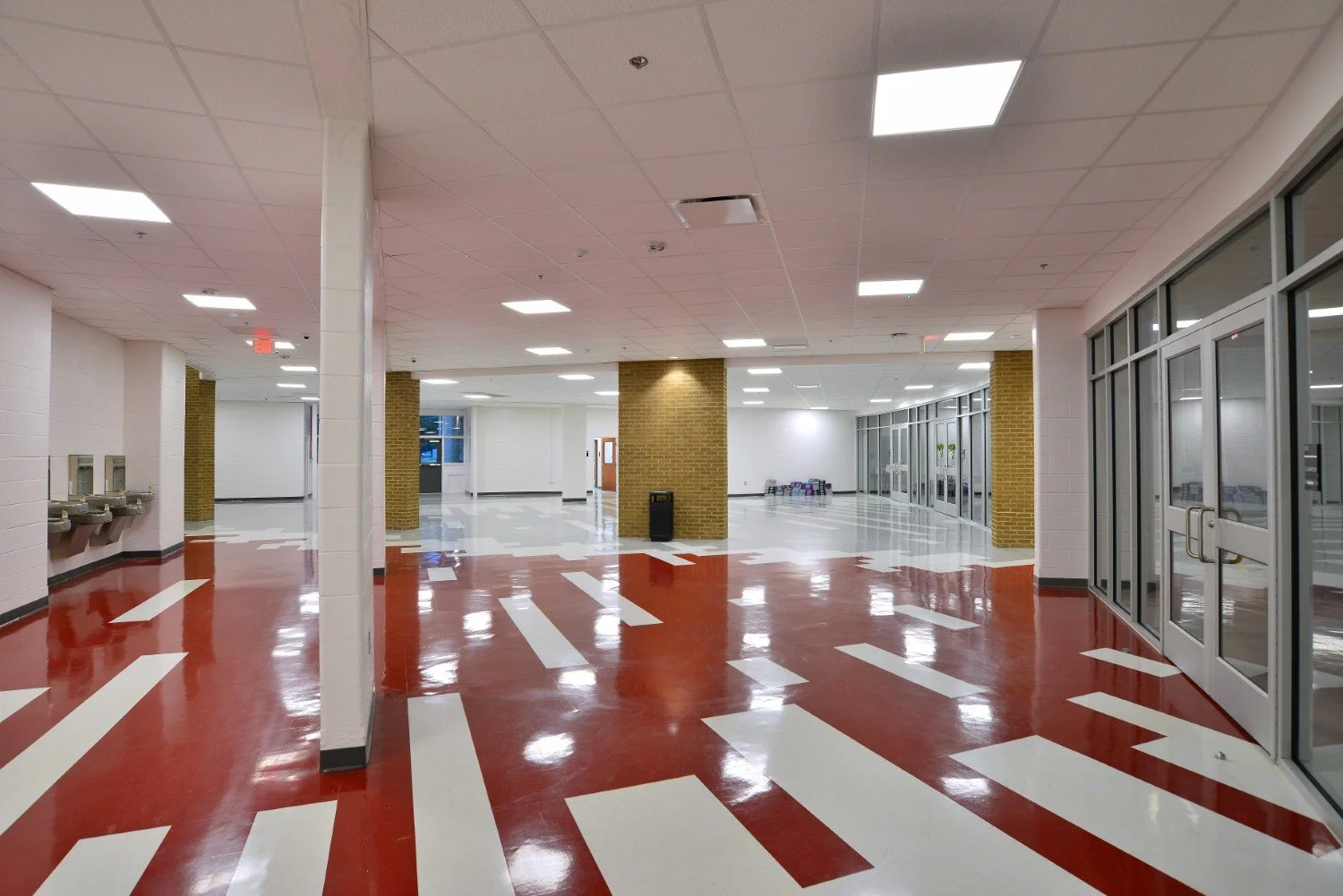 Genrty HS 26 A (Custom).jpg