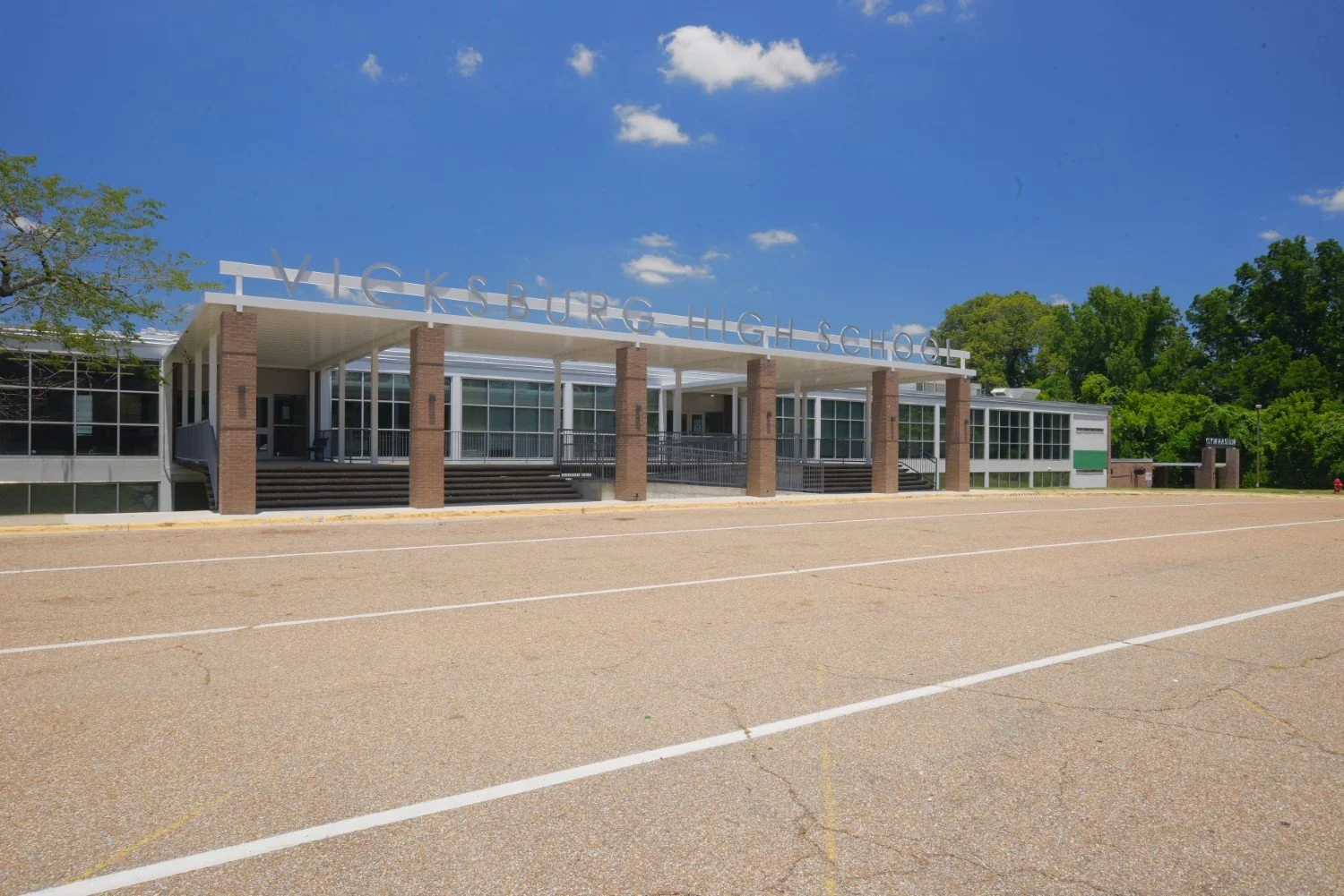 Vicksburg High School — Dale Partners Architects, PA