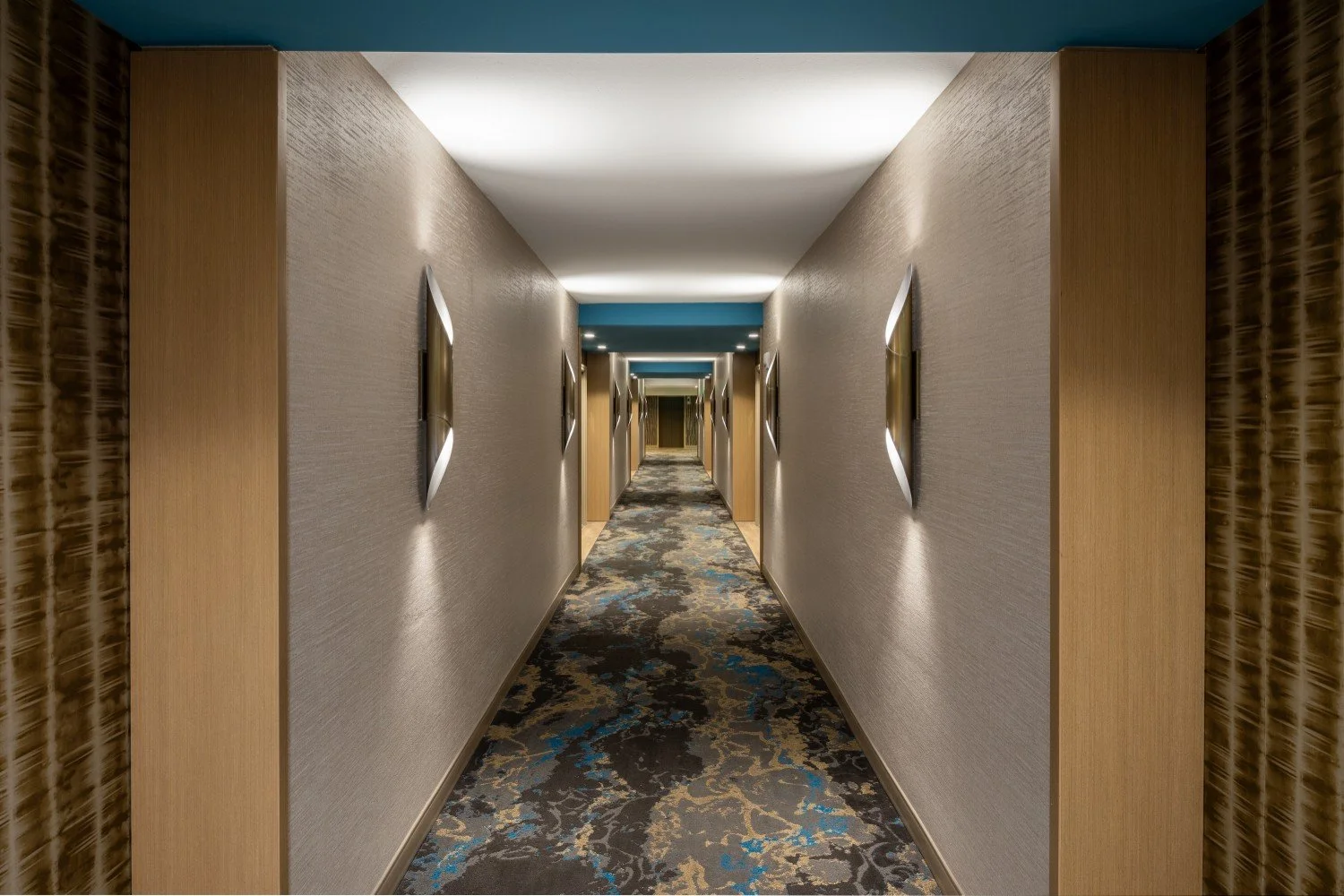 Corridor (Custom).jpg