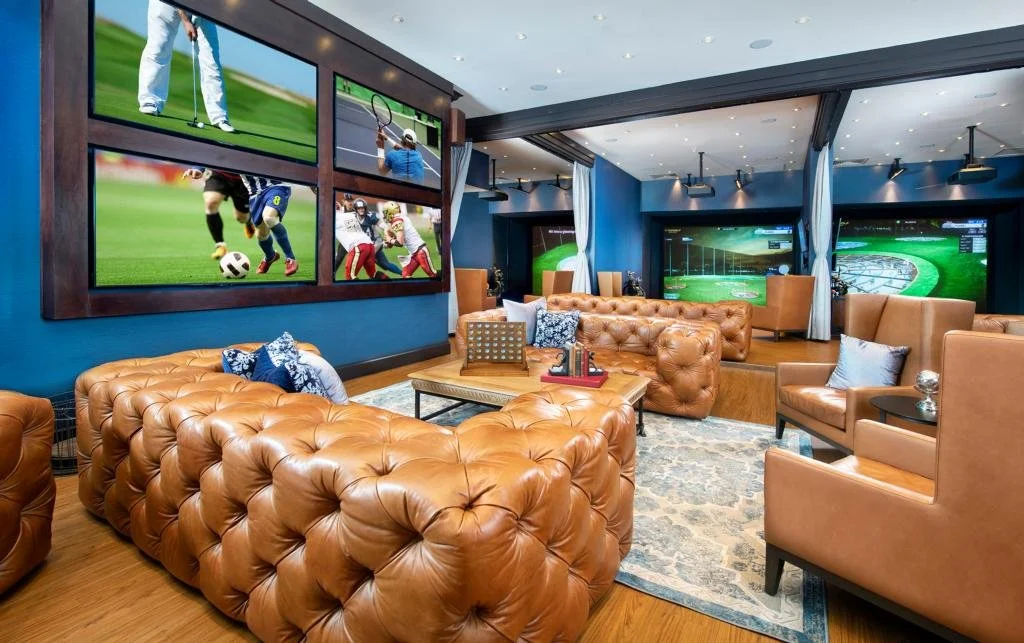 topgolf-Swing-Suite-5e3d147e5056a36_5e3d158a-5056-a36a-068b94b4eeb70e9a.jpg