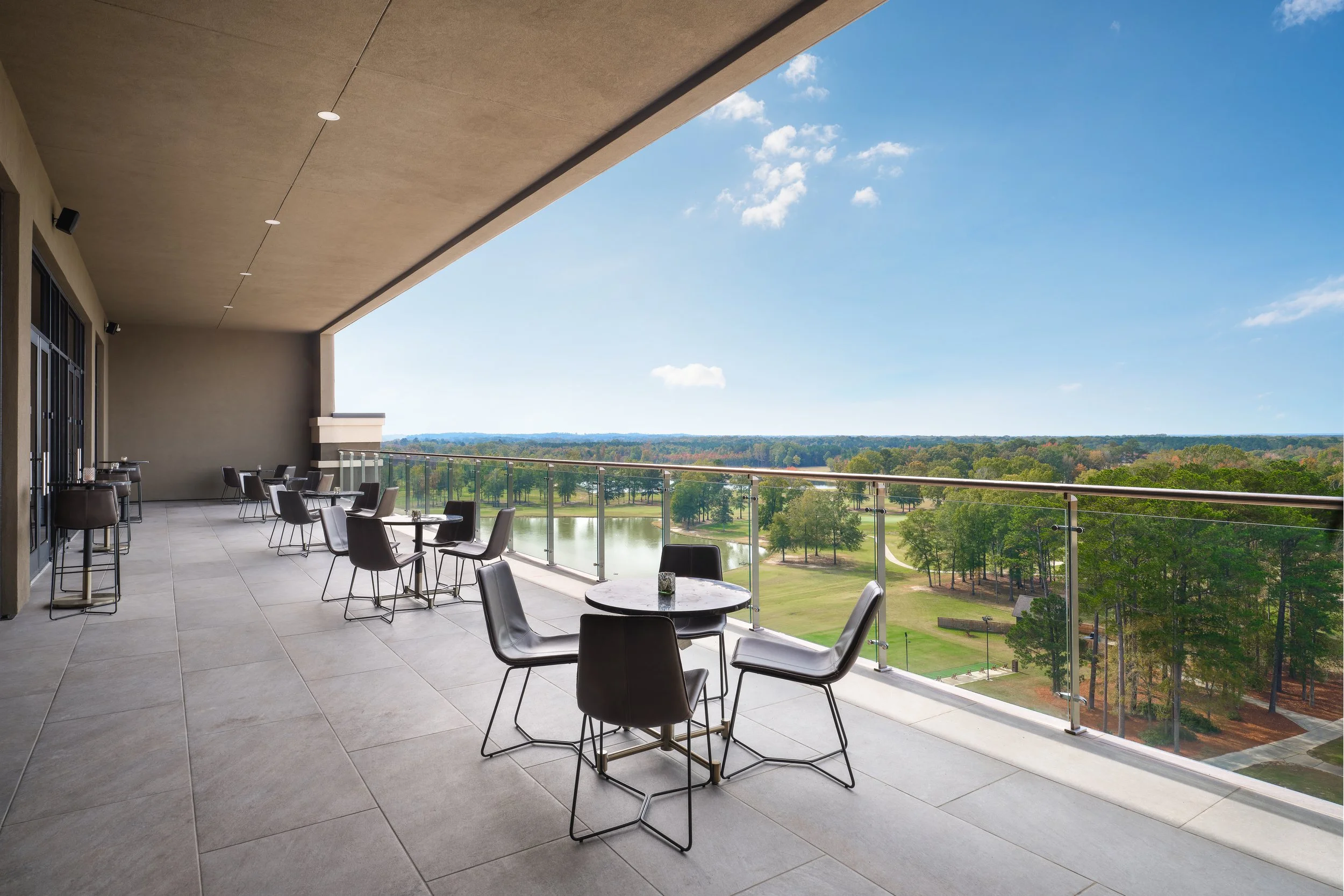 jansi_Missy Sippy Bar Patio.jpg