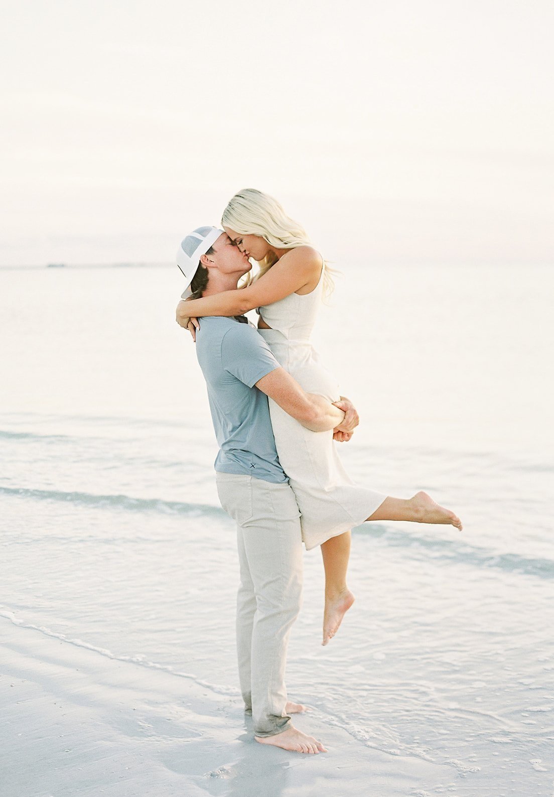 Beach Engagement Session Outfit Ideas — Demutiis Photography