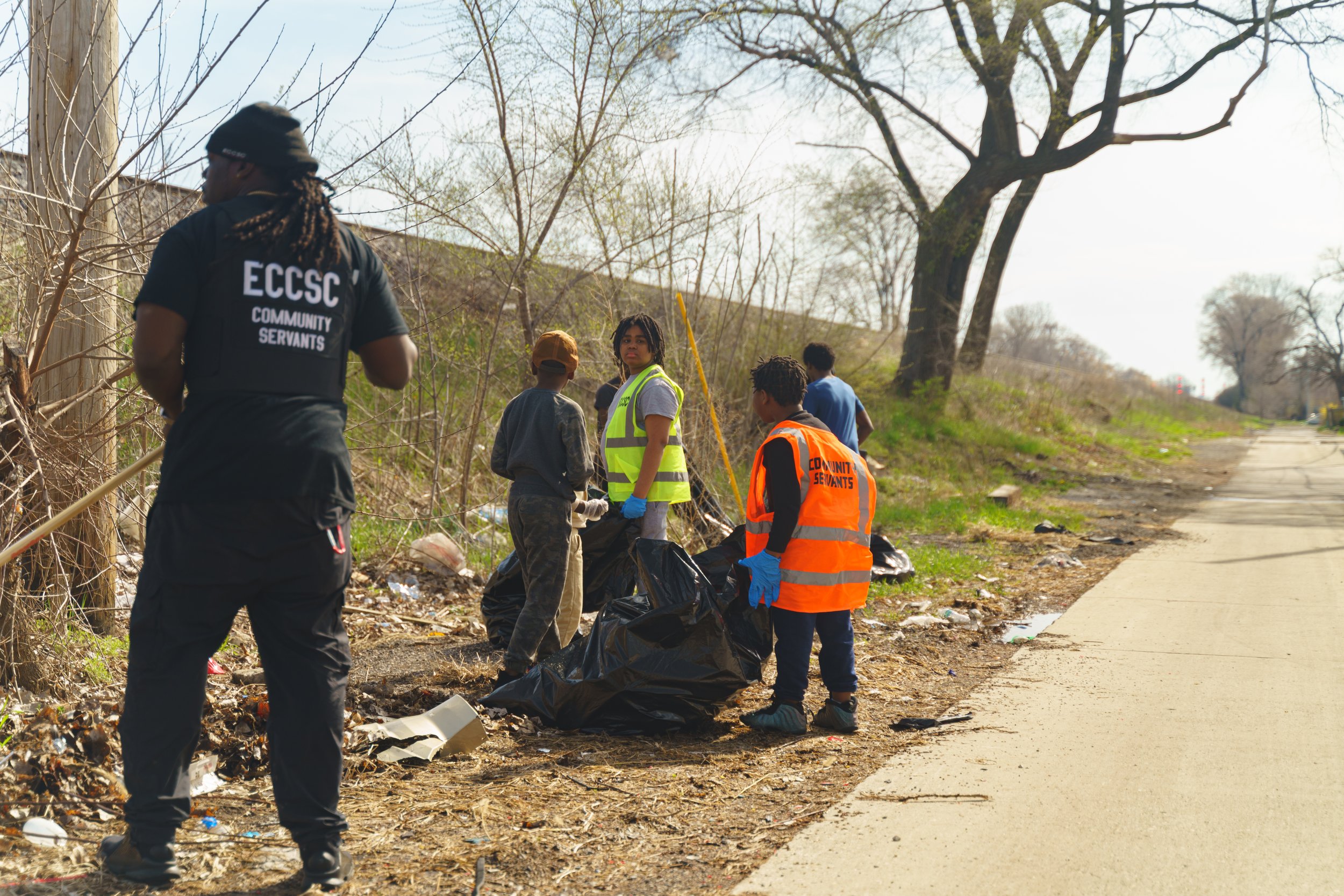 Commmunity Clean Up-3.jpg