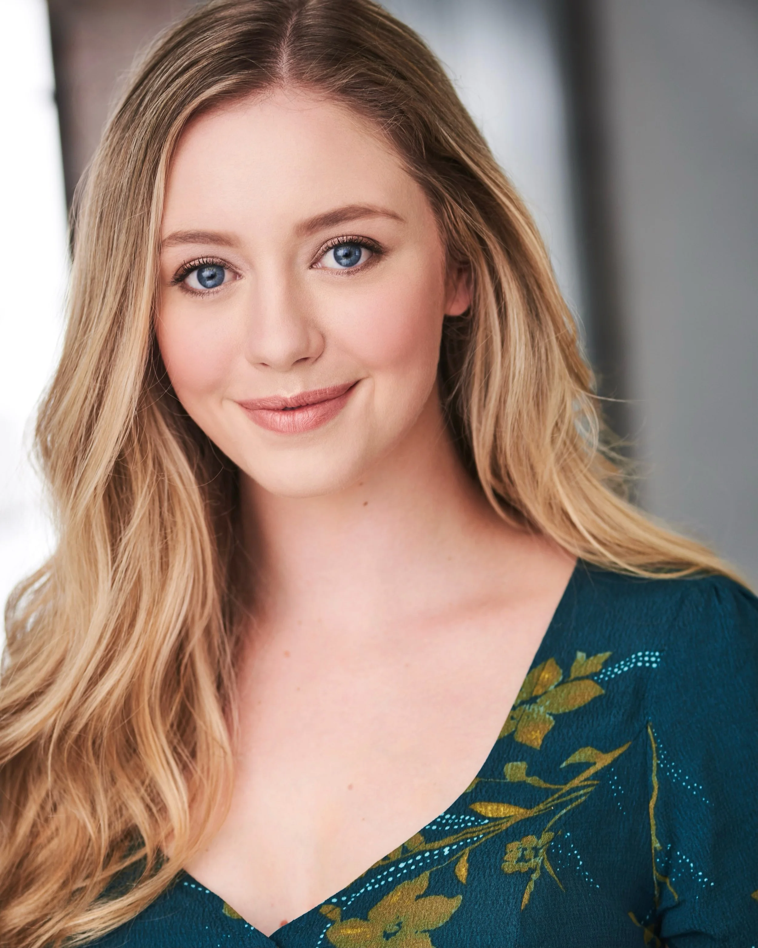 KELLY BAKER - Headshot.jpg