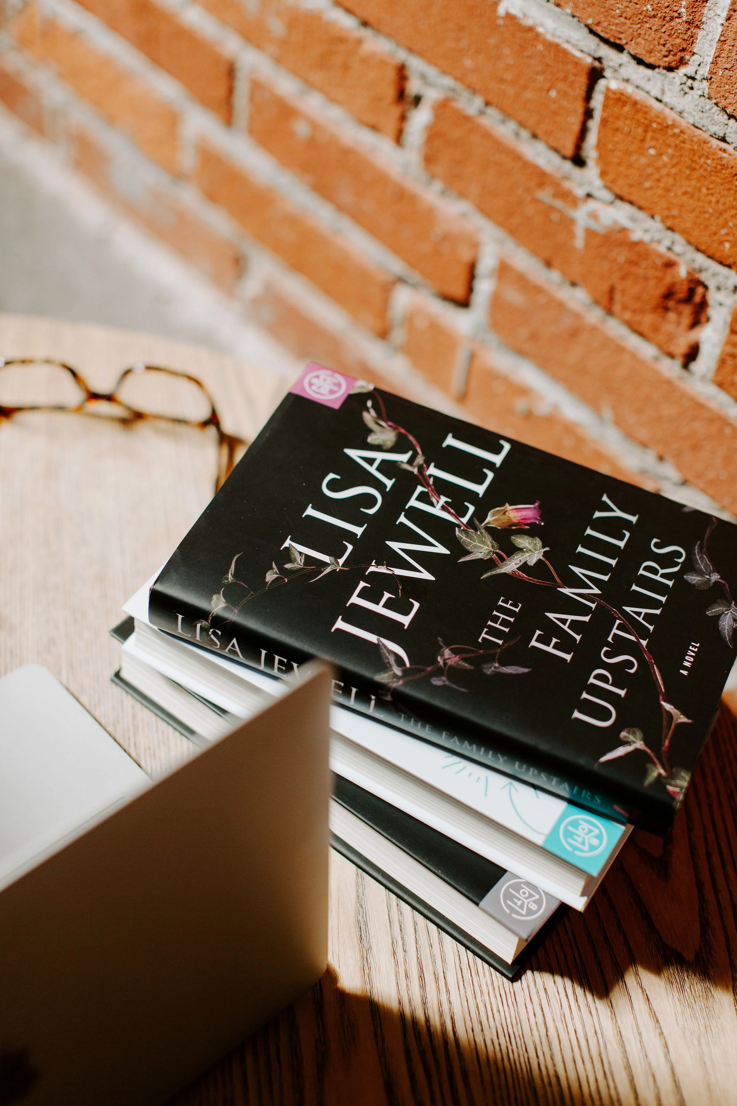 Review: The Family Upstairs by Lisa Jewell 