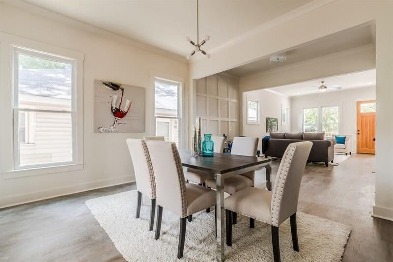 Dining room.jpg