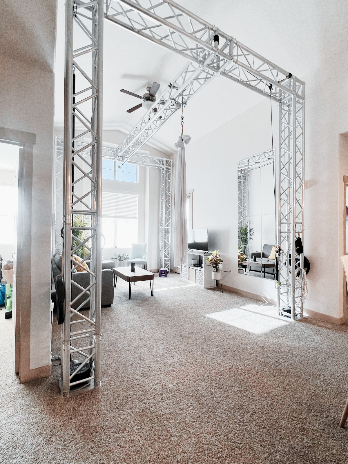 The Most Versatile Portable Aerial Dance & Fitness Rig! — Vertical Art ...